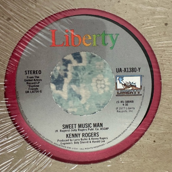Vintage 45 Kenny Rogers record never been open - Picture 2 of 2